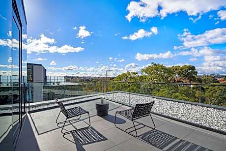 Balcony King Room