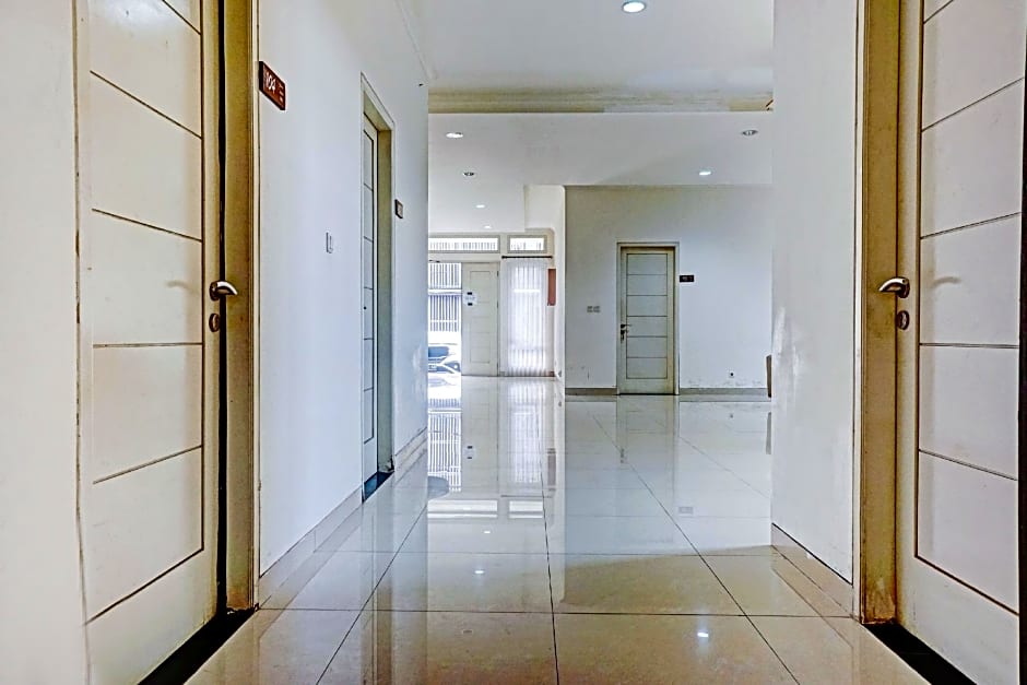 OYO 90494 Stariez Residence Karawaci