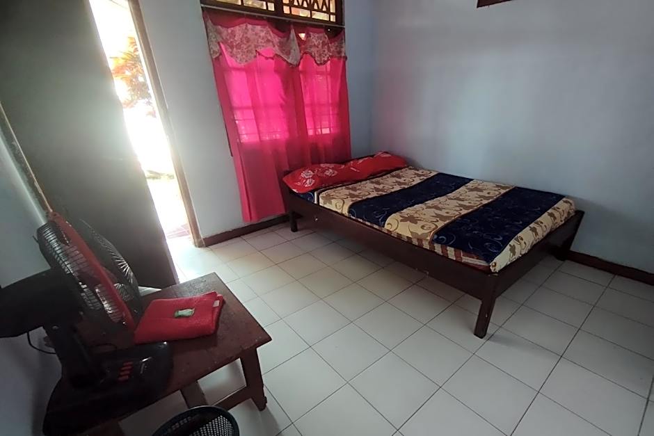 Hotel O Dannis Homestay Near Musholla Al Istiqomah Terawangan