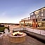 Wyndham Newport Hotel