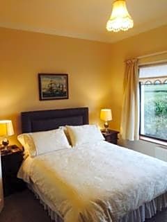 Palmgrove Bed & Breakfast
