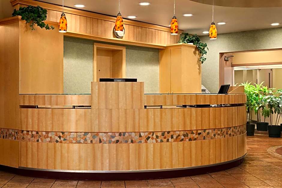 Travelodge by Wyndham Winnipeg East