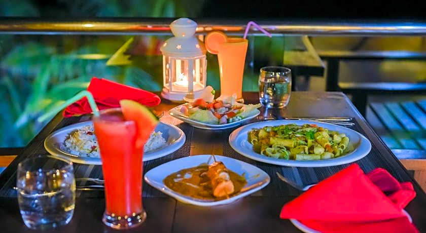 Hathaa Beach Maldives