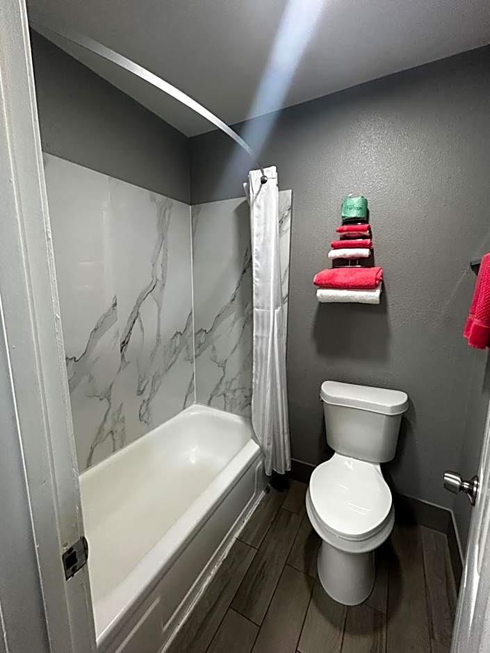 Coachman's Inn & Suites