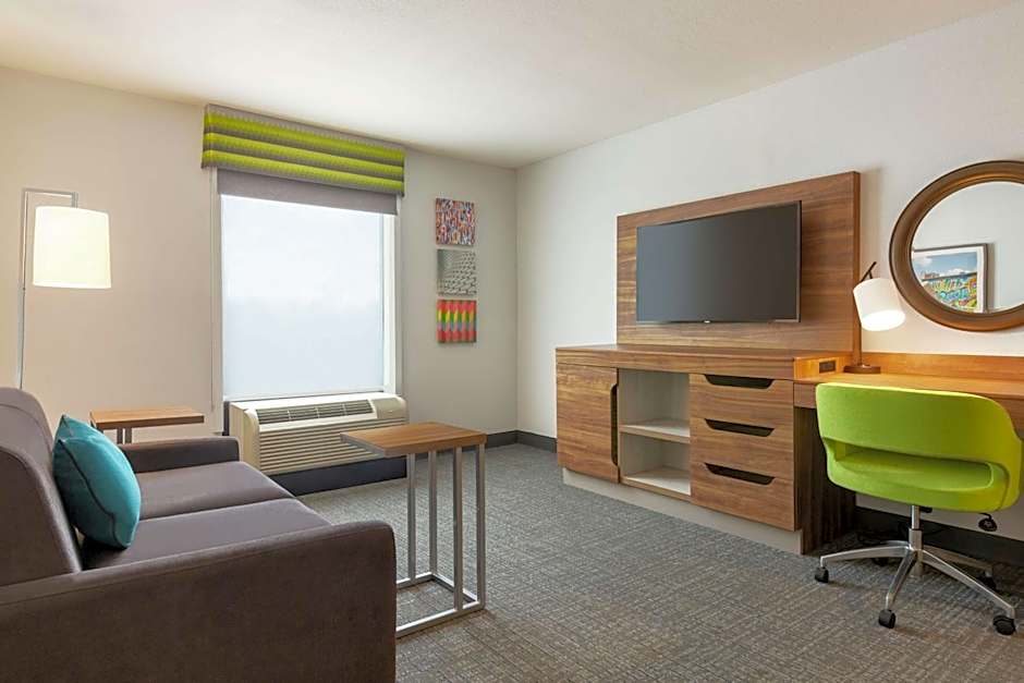 Photo 1 of 6 of 1 Bedroom 1 King Bed Suite