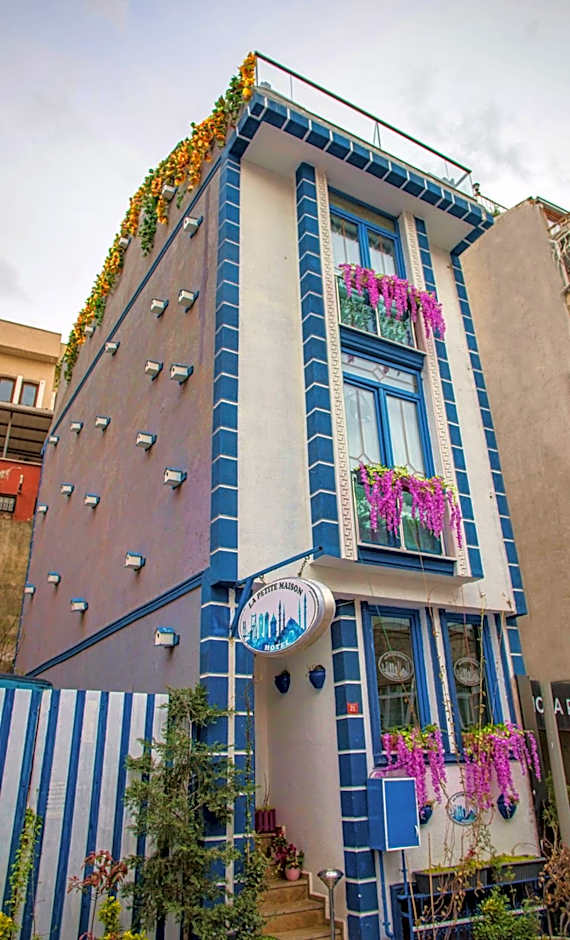 La Petite Maison Hotel