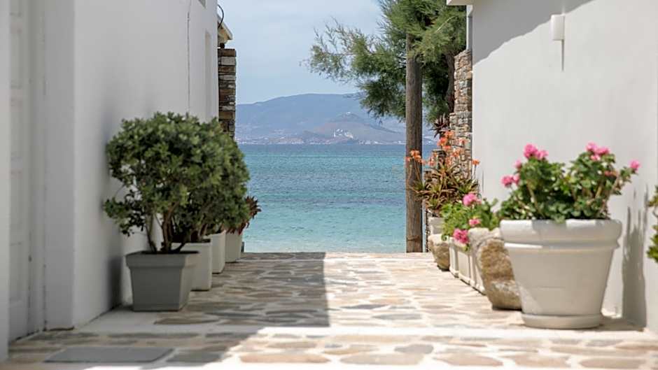 Iria Beach Art Hotel