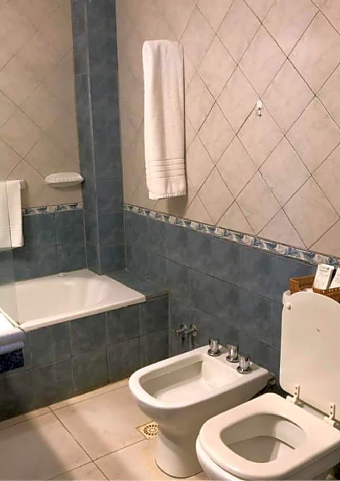 Orquideas Palace Hotel & Cabañas