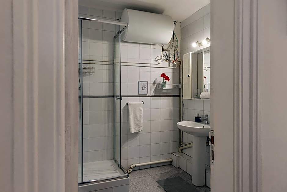 Ally's Bed&Breakfast,