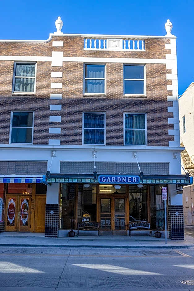 Gardner Hotel