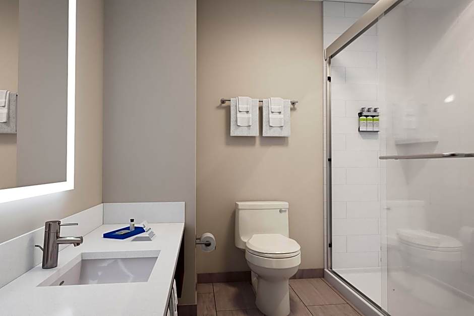 Holiday Inn Express & Suites Chino Hills, an IHG Hotel