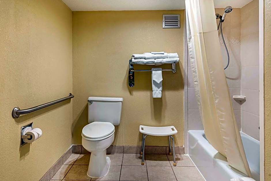 Best Western Plus Bridgeport Inn