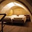 EVANTHIA CAVE SUITES