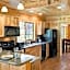 Rock Crest Lodge & Cabins