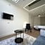 London Studios and Suites