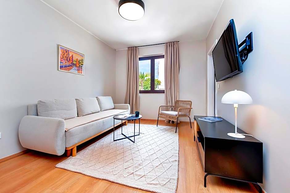 Photo 1 of 11 of Apartment, Ground Floor