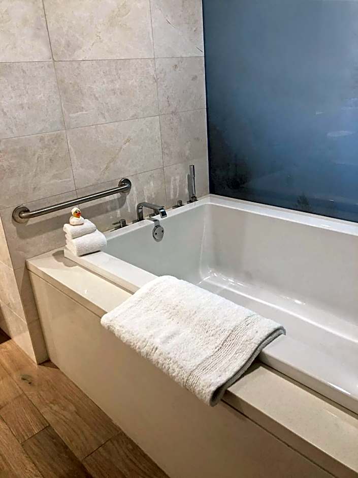 Archer Hotel Napa