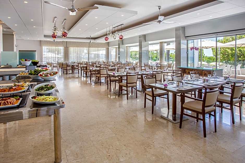 Crowne Plaza Limassol By IHG