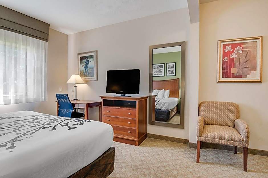 Sleep Inn & Suites
