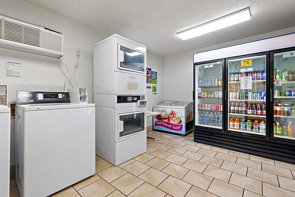 Motel 6 Clarkston WA