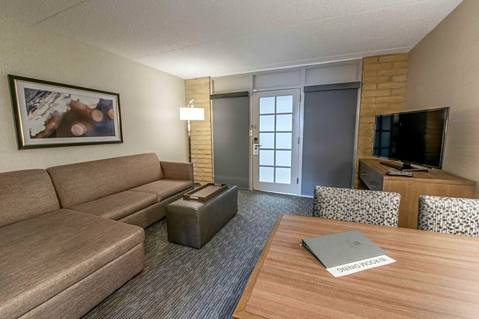 Embassy Suites By Hilton Hotel Chicago-Schaumburg/Woodfield