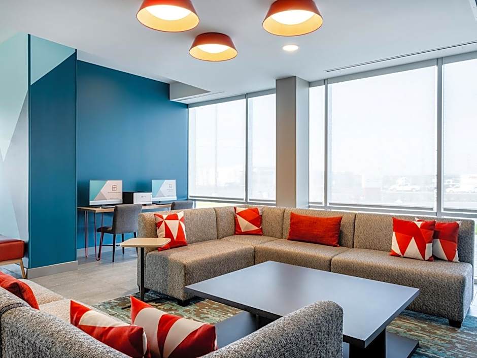 avid hotels - Toronto - Vaughan Southwest By IHG