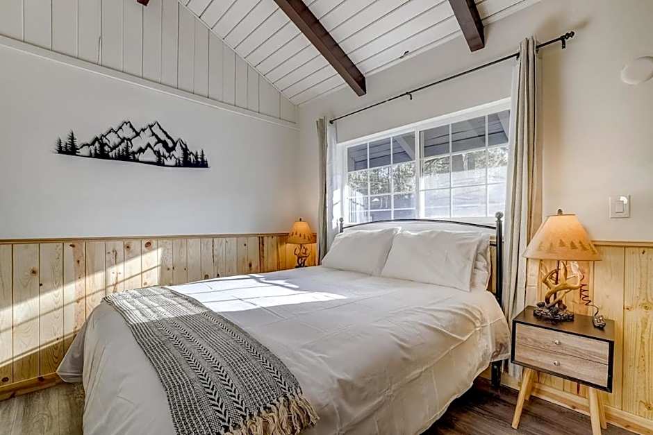 Tahoe Mountain Inn