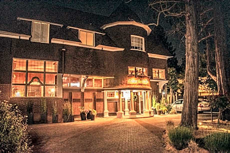 Cedar Gables Inn