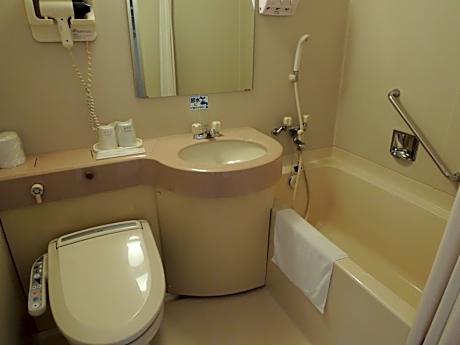 Triple Room - Smoking