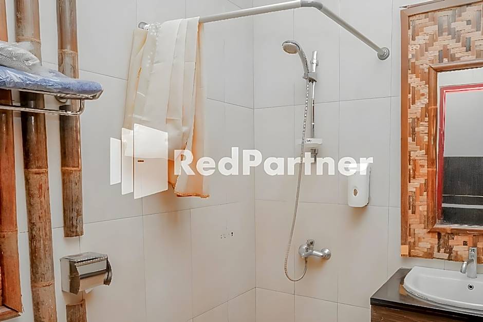 Hotel Wahaha RedPartner – Cirebon, OH