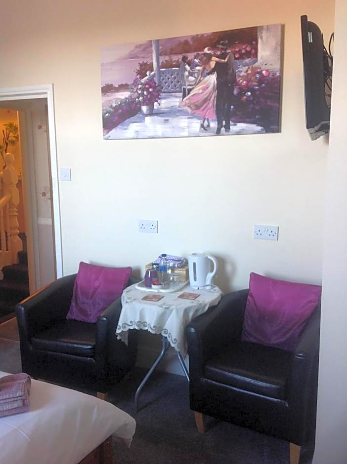 Cleasewood Guest House