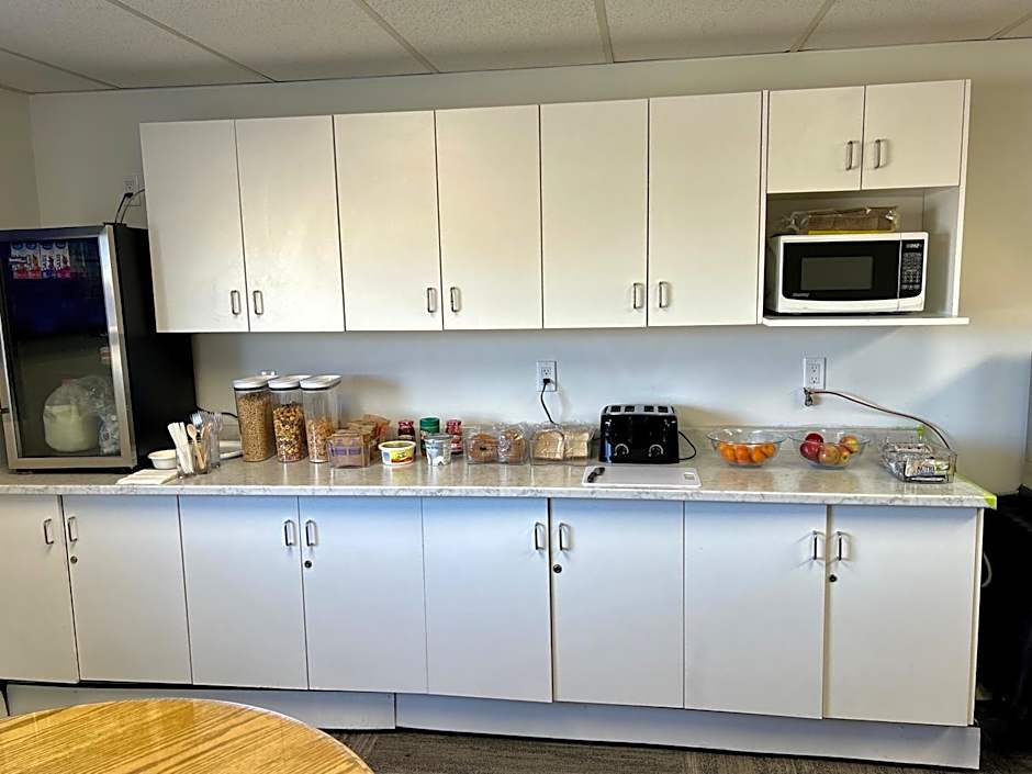 Anavada Inn & Suites - Grande Prairie