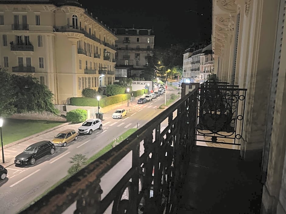 Hotel Savoy
