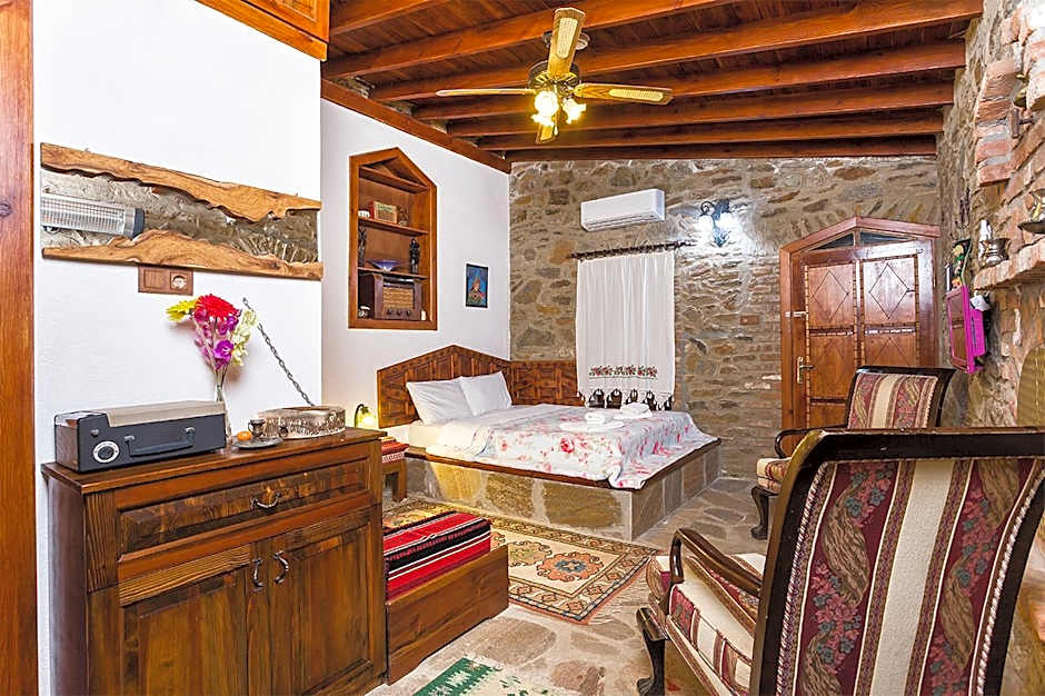 Stonehouse By Ipek Hotel