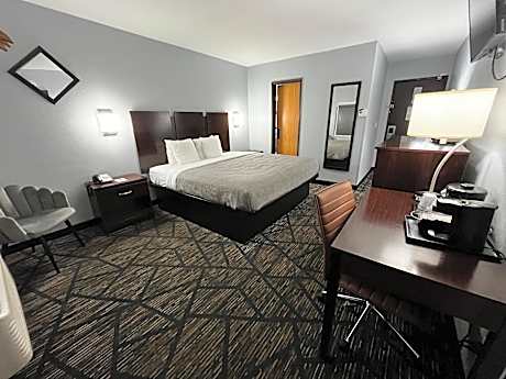 1 King Bed, Nonsmoking