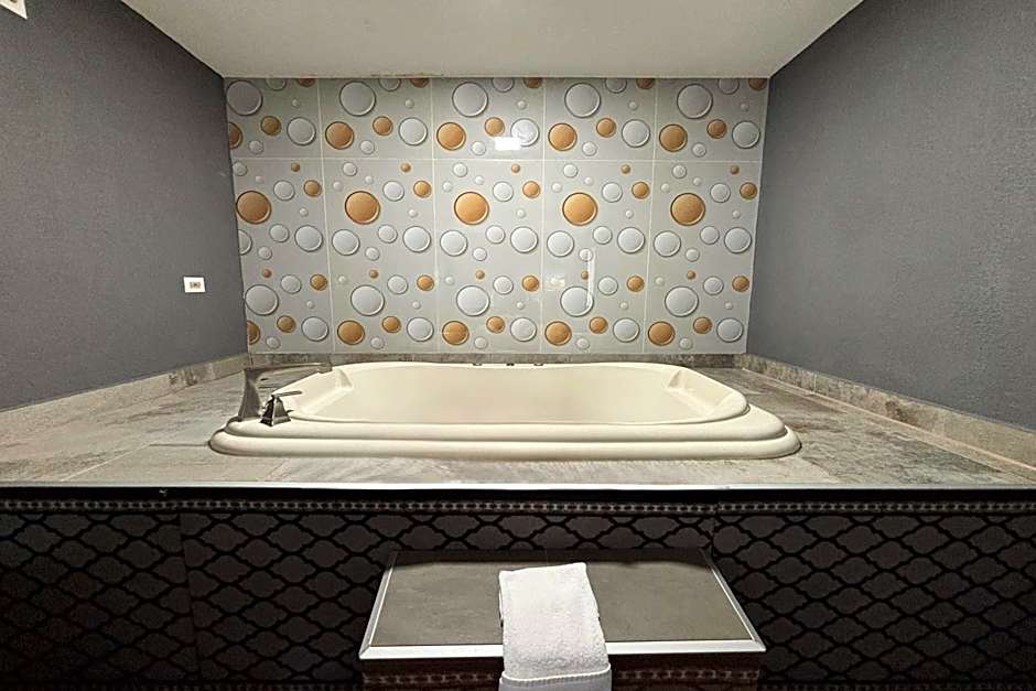 Super 8 by Wyndham Belleville St. Louis Area