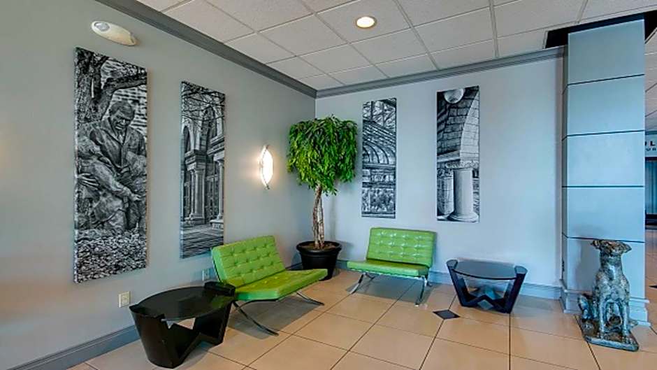 Holiday Inn At the Campus By IHG
