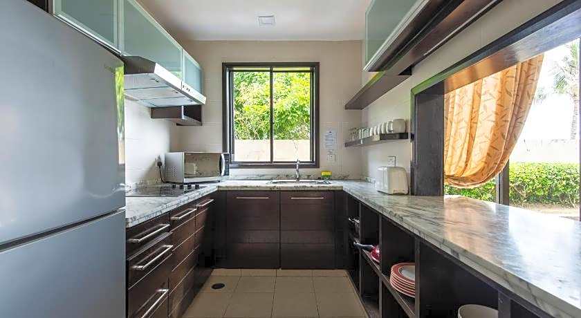 Sabah Beach Villas & Suites