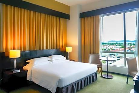 City View Room - Complimentary Airport Pickup