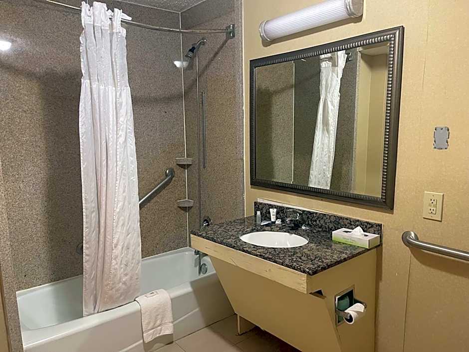 Budgetel Inn & Suites Atlanta