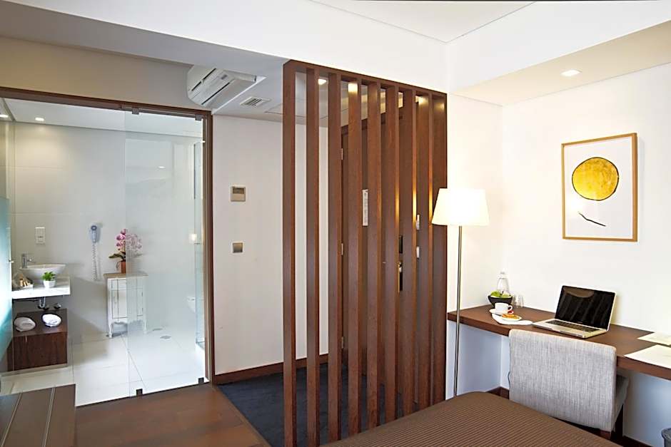 Oca Ribeira do Porto Hotel