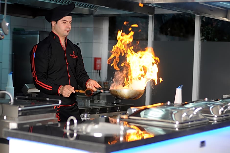 Blue Palace Hotel & Family