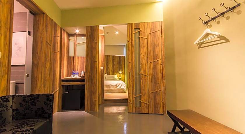 No. 9 Hotel
