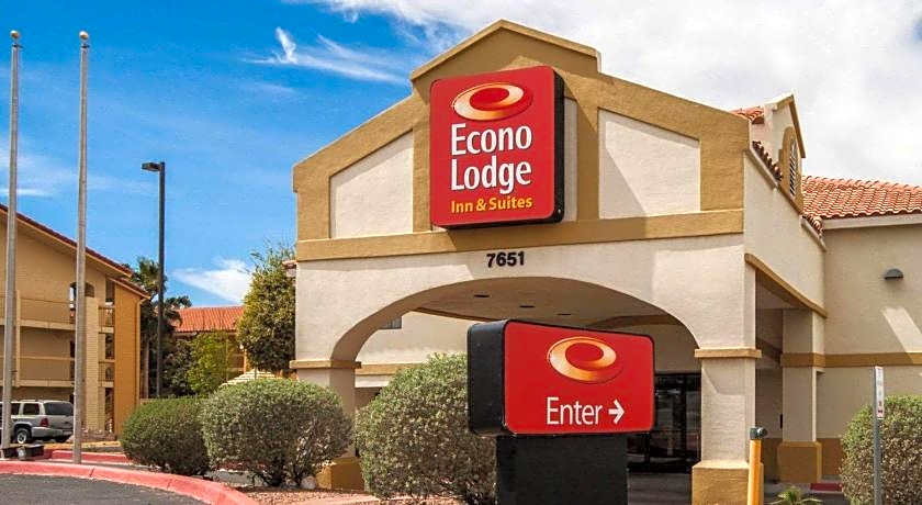 Econo Lodge Inn & Suites El Paso