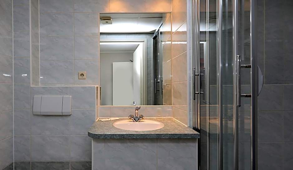 Hotel Cafe Restaurant Van Den Hogen