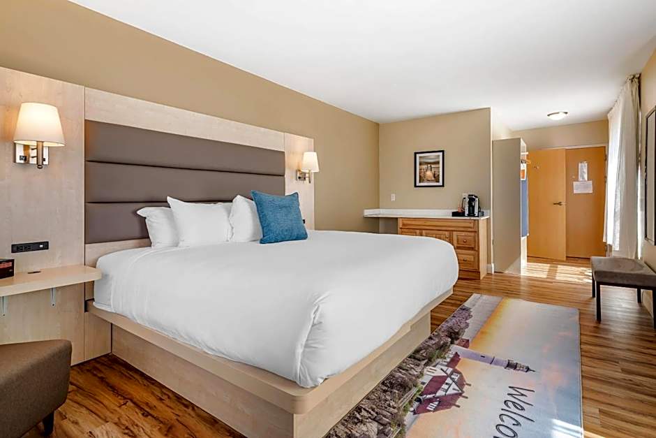 Casco Bay Hotel Portland Airport - Maine Mall, an Ascend Collection Hotel