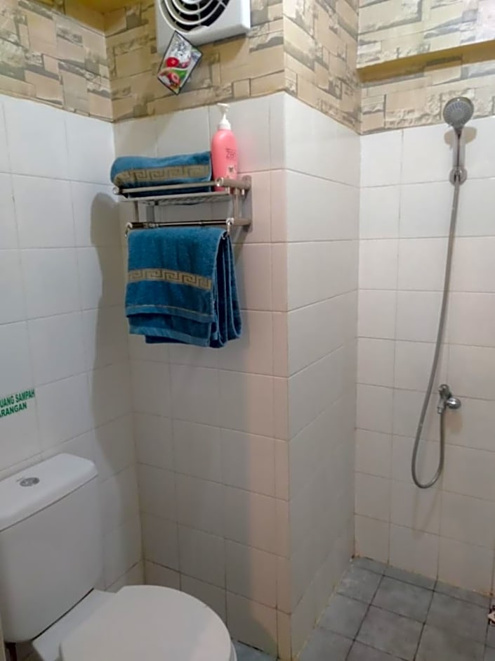 MyStayPro Sentra Timur by ZUZU