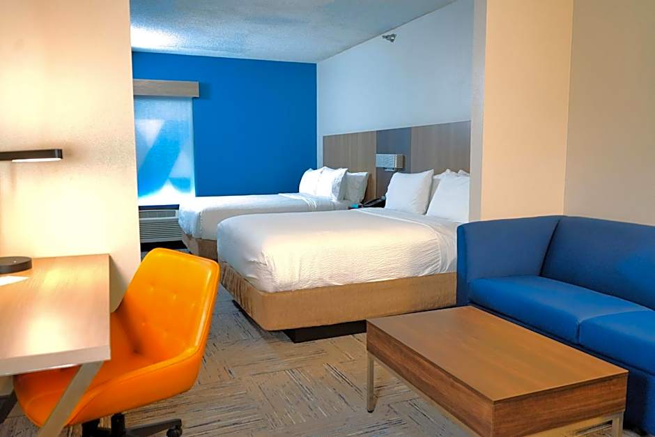 Holiday Inn Express Hotel & Suites Tampa-Oldsmar By IHG