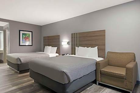 Double Room with Two Double Beds - Accessible/Non-Smoking