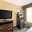 Best Western Plus Brunswick Inn & Suites